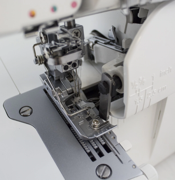 JUKI MO-735 Kombi-Maskin Overlock & Coverstitch